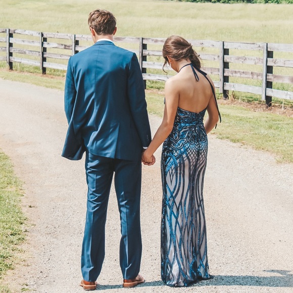 Prom Dress - Picture 3 of 4